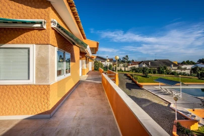 Quinta T4 para Venda em Nogueira do Cravo e Pindelo