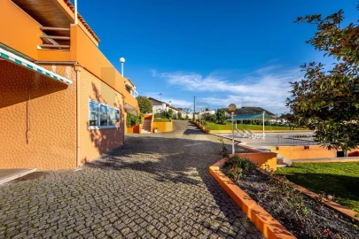 Quinta T4 para Venda em Nogueira do Cravo e Pindelo