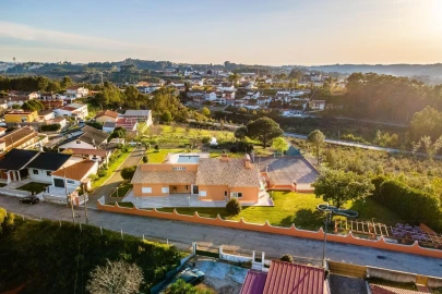 Quinta T4 para Venda em Nogueira do Cravo e Pindelo