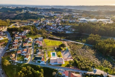Quinta T4 para Venda em Nogueira do Cravo e Pindelo