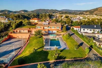 Quinta T4 para Venda em Nogueira do Cravo e Pindelo