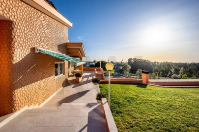 Quinta T4 para Venda em Nogueira do Cravo e Pindelo