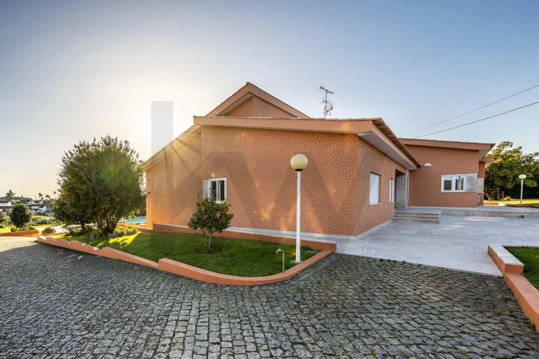 Quinta T4 para Venda em Nogueira do Cravo e Pindelo Foto 6