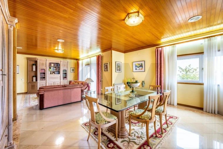 Quinta T4 para Venda em Nogueira do Cravo e Pindelo Foto 9