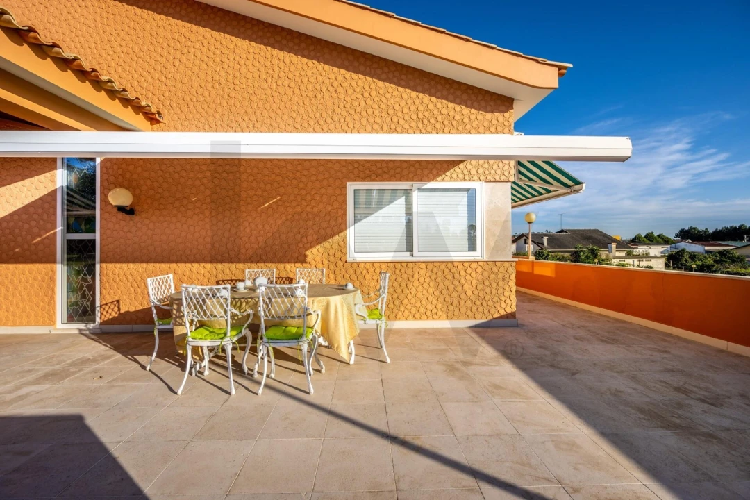 Quinta T4 para Venda em Nogueira do Cravo e Pindelo Foto 16