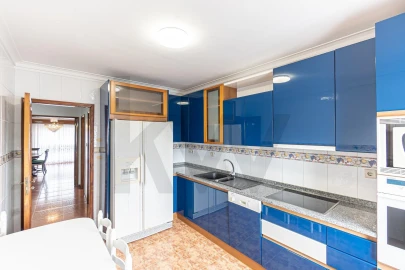 Moradia T5 para Arrendamento em Serzedo e Perosinho