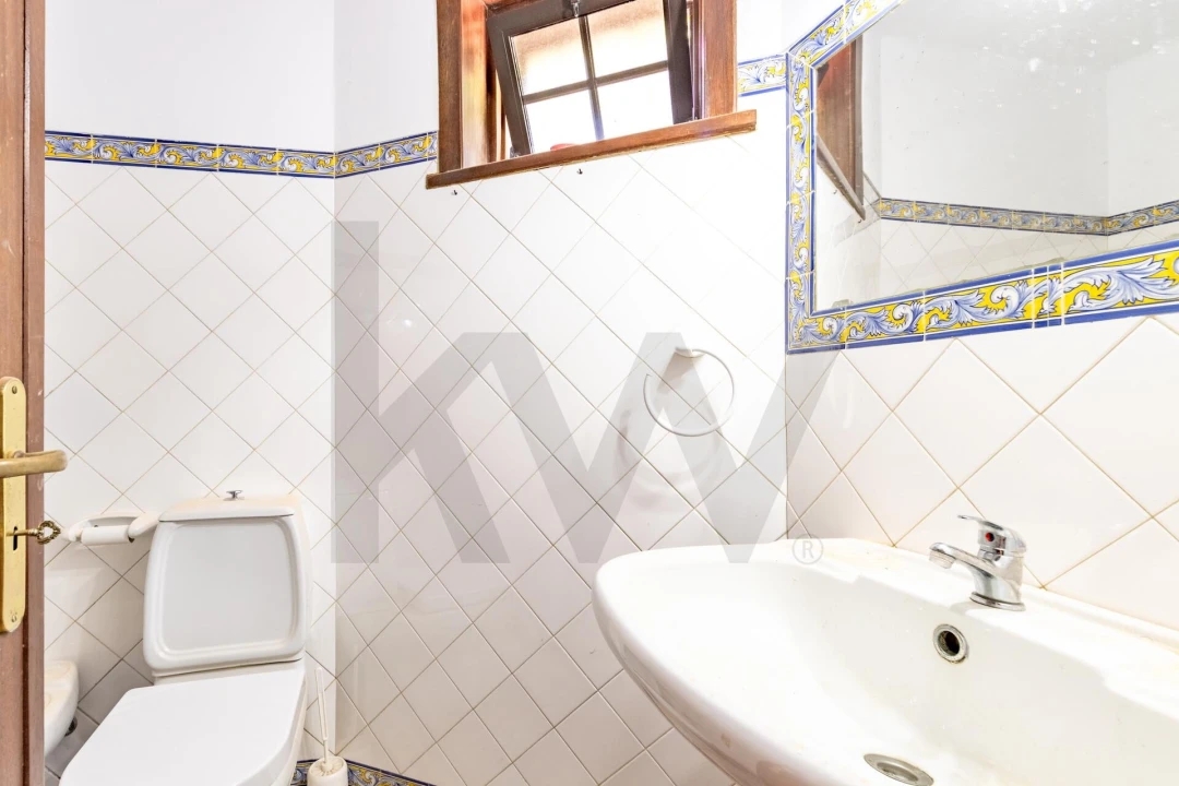 Moradia T4 para Venda em Alcabideche Foto 37