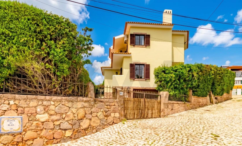 Moradia T4 para Venda em Alcabideche