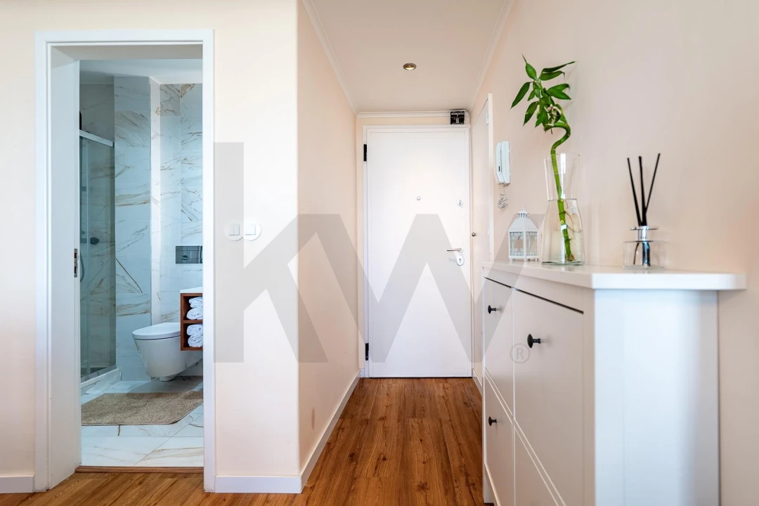 Apartamento T2 para Venda em São Vicente Foto 26