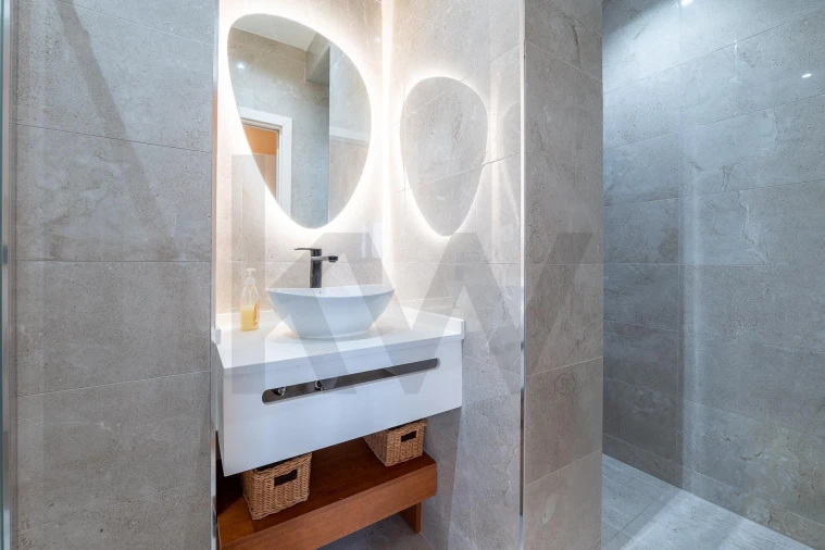 Apartamento T2 para Venda em São Vicente Foto 6