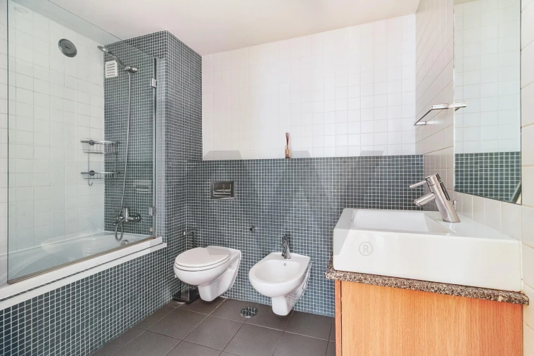 Apartamento T2 para Arrendamento em Carnaxide e Queijas Foto 27