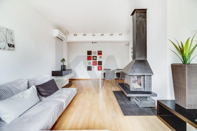 Apartamento T2 para Arrendamento em Carnaxide e Queijas Foto 11