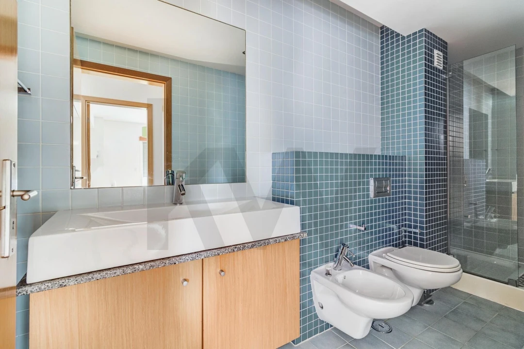 Apartamento T2 para Arrendamento em Carnaxide e Queijas Foto 25