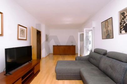 Apartamento T3 para Venda em Santiago do Cacém, Santa Cruz e São Bartolomeu da Serra