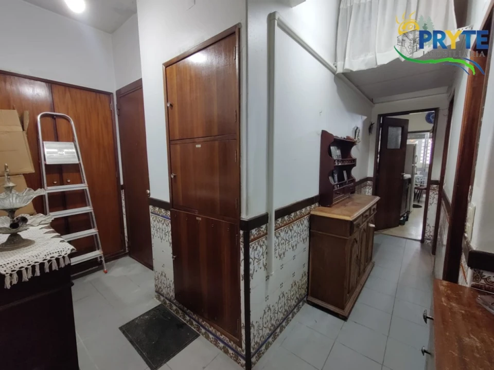 Apartamento para Venda em Campolide Foto 13