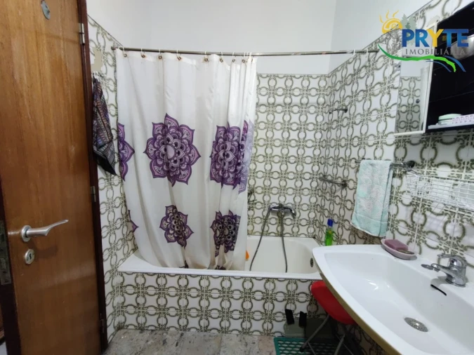 Apartamento para Venda em Campolide Foto 23