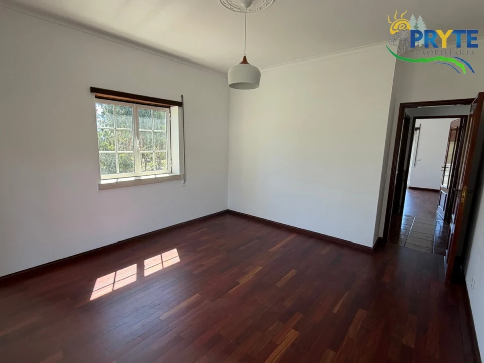 Moradia T3 para Venda em Vila Facaia Foto 27