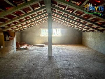 Moradia T3 para Venda em Vila Facaia