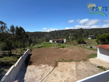 Moradia T3 para Venda em Vila Facaia