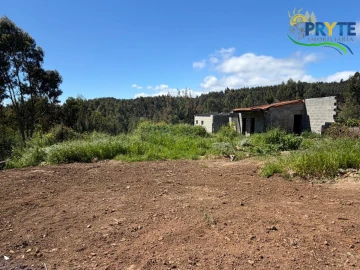 Moradia T3 para Venda em Vila Facaia