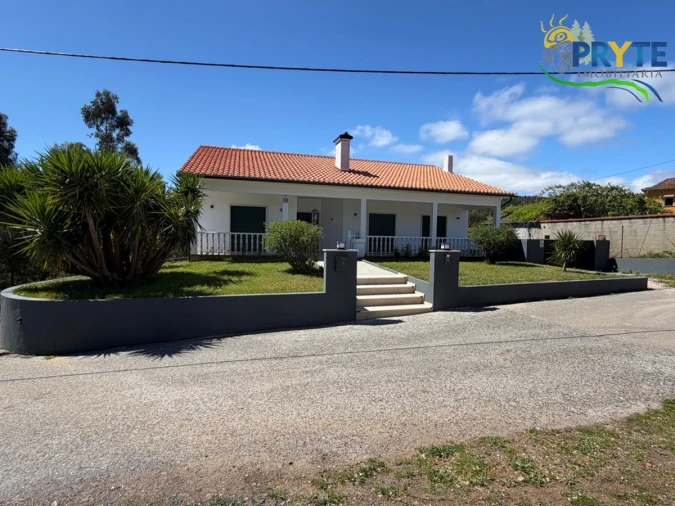 Moradia T3 para Venda em Vila Facaia Foto 5