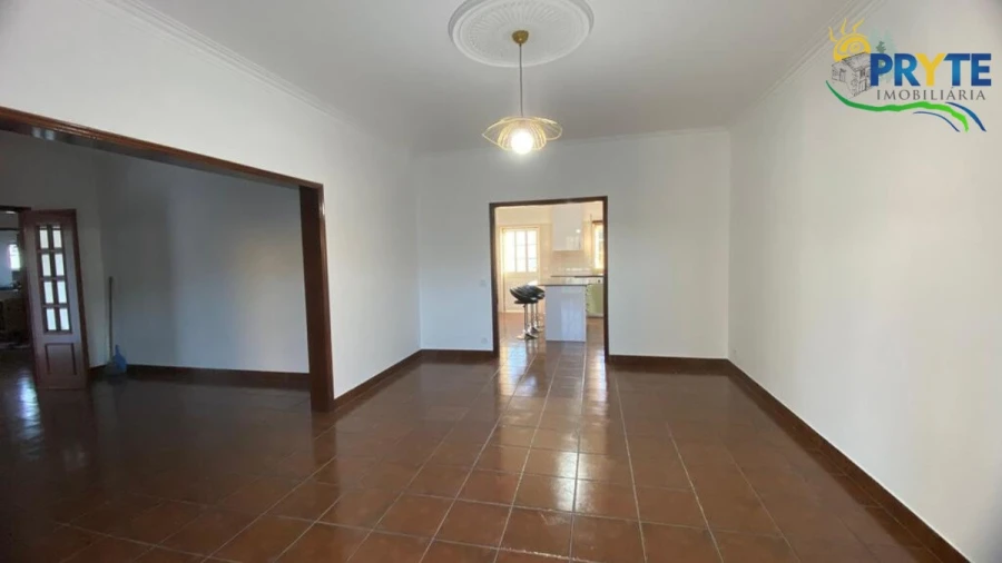 Moradia T3 para Venda em Vila Facaia Foto 36