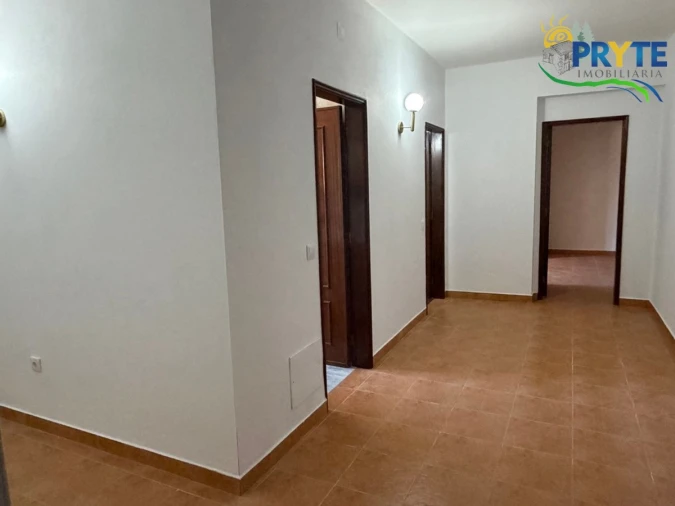 Moradia T3 para Venda em Vila Facaia Foto 47