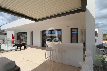 Moradia T3 para Venda em São Silvestre