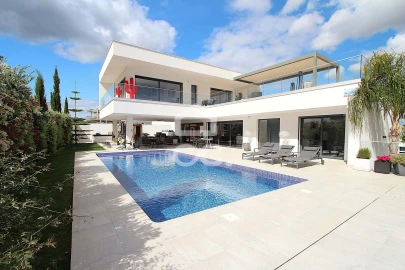 Moradia T3 para Venda em São Silvestre