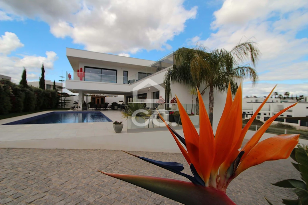 Moradia T3 para Venda em São Silvestre Foto 40