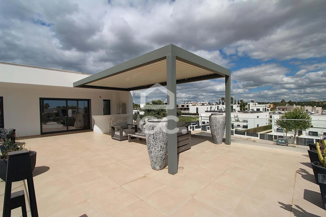 Moradia T3 para Venda em São Silvestre Foto 11