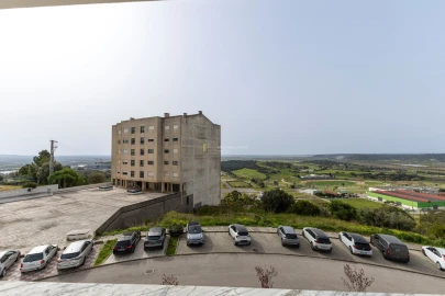 Apartamento T4 para Venda em Marvila, Ribeira Santarém, São Salvador, São Nicolau