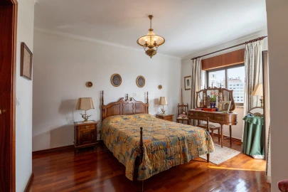 Apartamento T4 para Venda em Marvila, Ribeira Santarém, São Salvador, São Nicolau