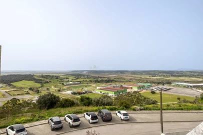 Apartamento T4 para Venda em Marvila, Ribeira Santarém, São Salvador, São Nicolau