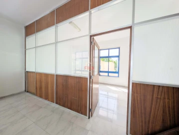 Negócio para Arrendamento em Seixal, Arrentela e Aldeia de Paio Pires