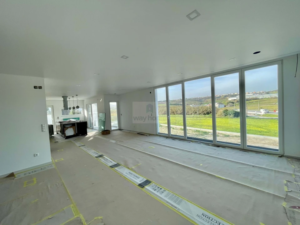 Moradia T4 para Venda em Lourinhã e Atalaia Foto 6