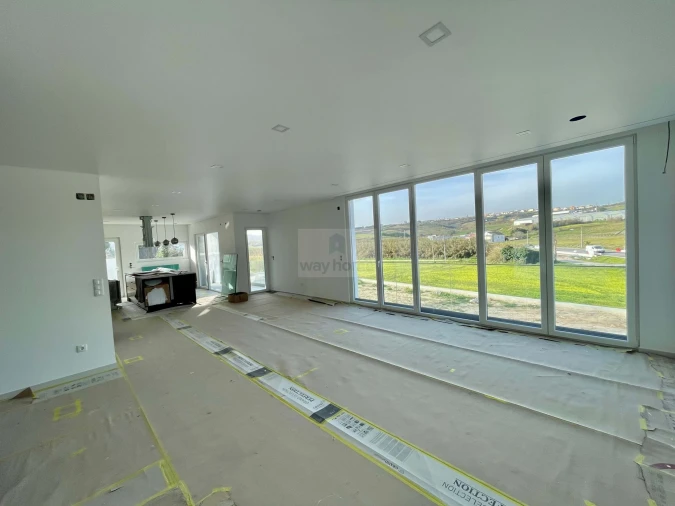 Moradia T4 para Venda em Lourinhã e Atalaia Foto 6