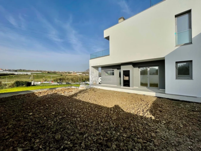 Moradia T4 para Venda em Lourinhã e Atalaia Foto 11