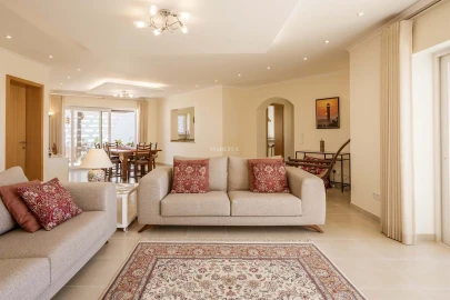 Moradia T3 para Venda em Luz