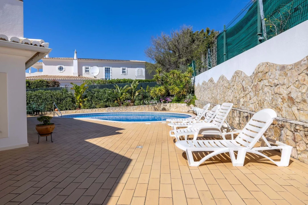 Moradia T3 para Venda em Luz Foto 16