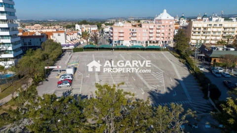 Terreno para Venda em Quarteira