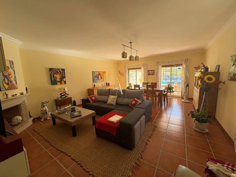 Moradia T4 para Venda em Alfeizerão Foto 4