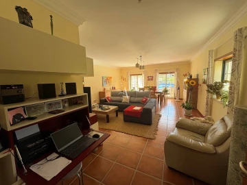 Moradia T4 para Venda em Alfeizerão