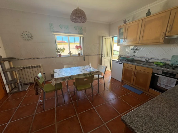 Moradia T4 para Venda em Alfeizerão Foto 11