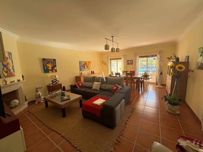 Moradia T4 para Venda em Alfeizerão Foto 4