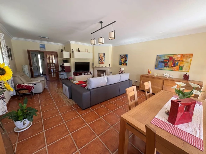 Moradia T4 para Venda em Alfeizerão Foto 10