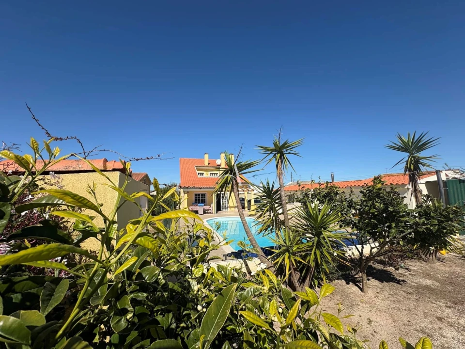 Moradia T4 para Venda em Alfeizerão Foto 1