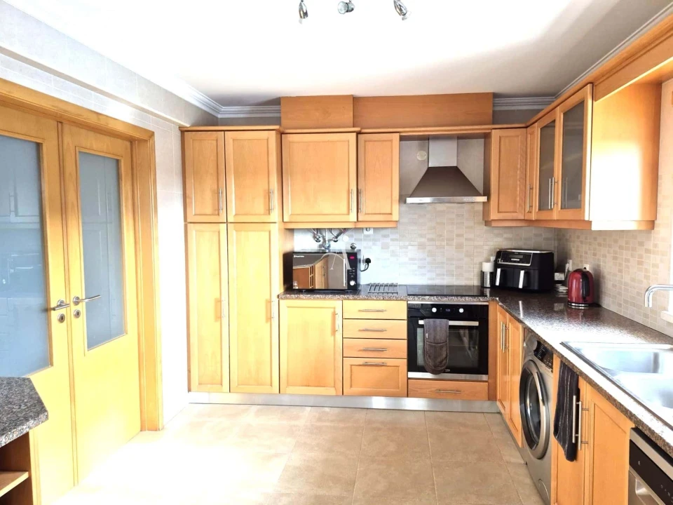 Moradia T3 para Venda em Caldas da Rainha - Santo Onofre e Serra do Bouro Foto 3