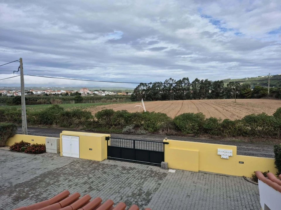 Moradia T3 para Venda em Caldas da Rainha - Santo Onofre e Serra do Bouro Foto 13