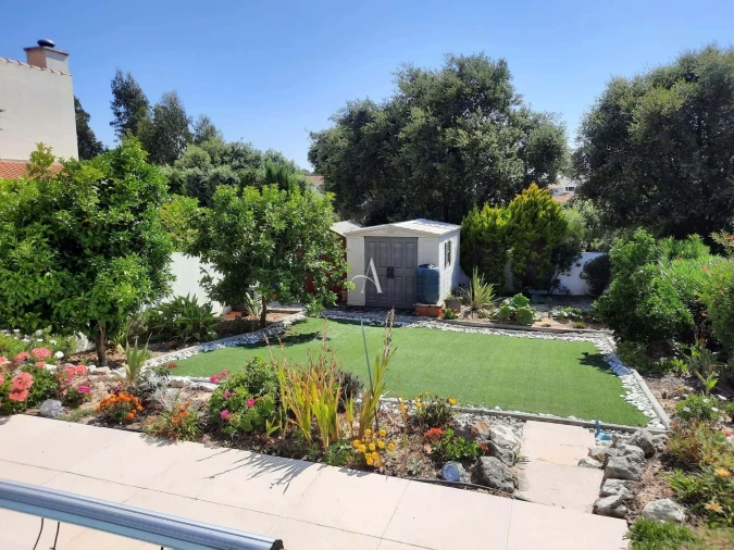 Moradia T3 para Venda em Caldas da Rainha - Santo Onofre e Serra do Bouro Foto 9